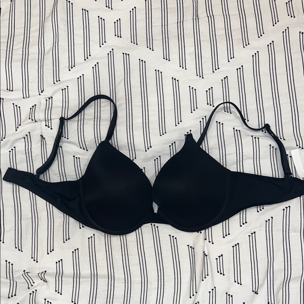 PINK Black Super Push-Up T-Shirt Bra